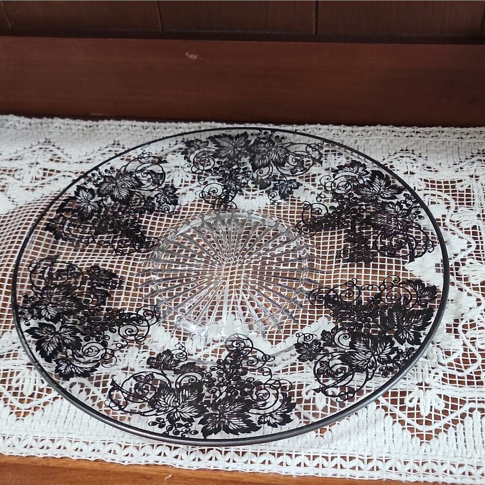 Clear Glass Floral Decorative Plate, 30 cm Round